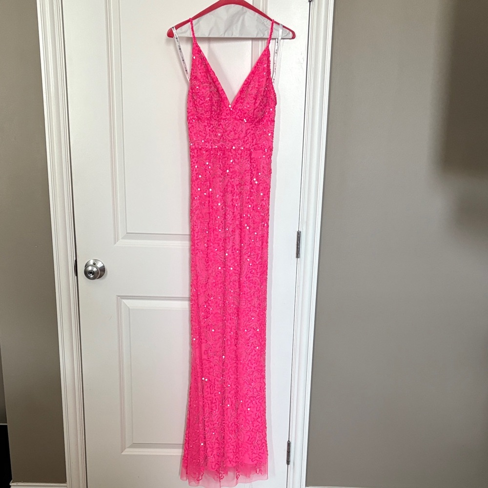 Elegant Pink Sequin Dress